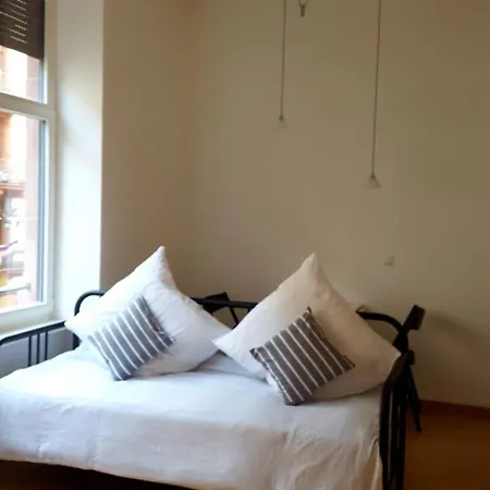 Frankfurt Studio Close To Main-station *